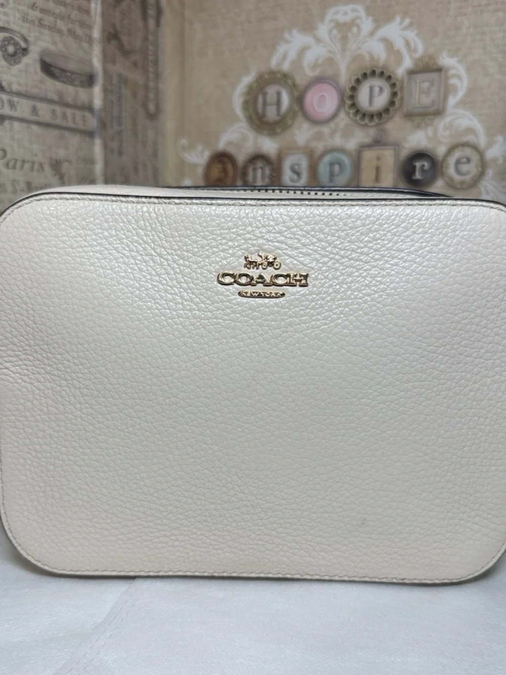 Coach Jamie Camera Crossbody Bag Chalk White Pebble Leather Gold Accents EUC - Picture 4 of 14